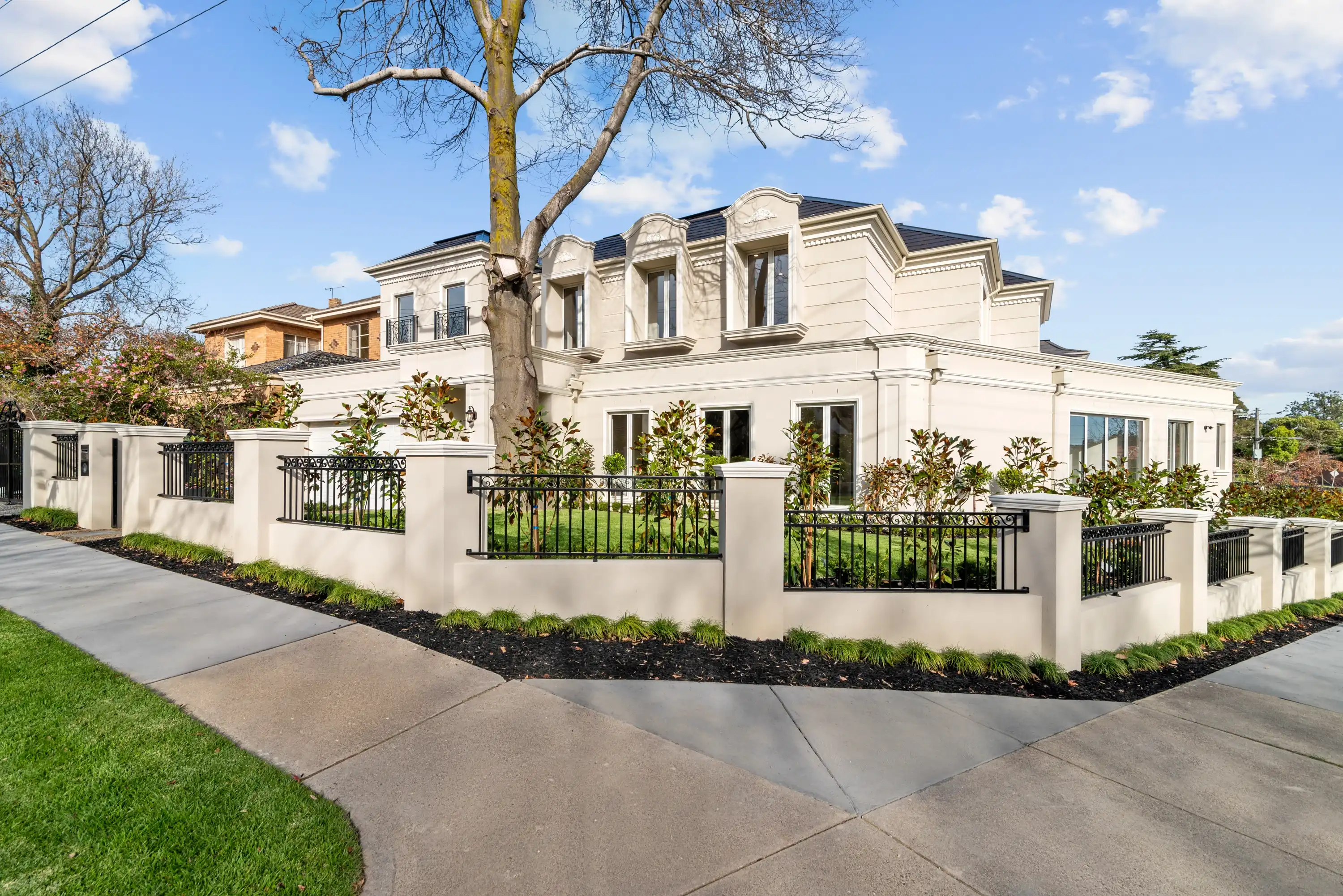 Custom home at 60 Narrak Road, Balwyn — front elevation.
